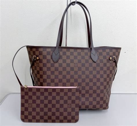 ar2169 louis vuitton|Louis Vuitton 1108.